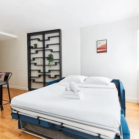 Appartamento Serenty - Latin Quarter - 1br With Balcony Parigi